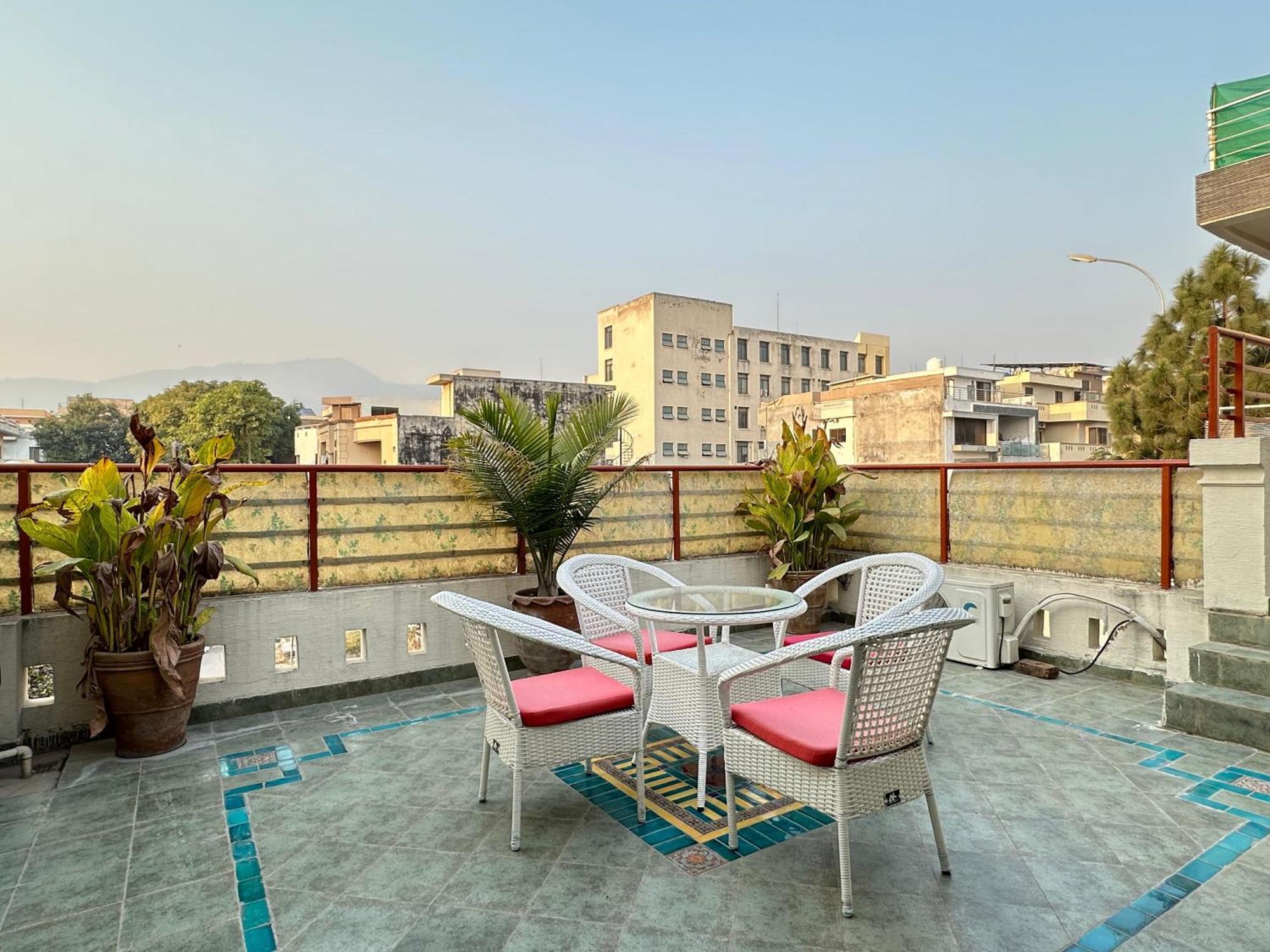 Margalla Hills Residency イスラマバード エクステリア 写真